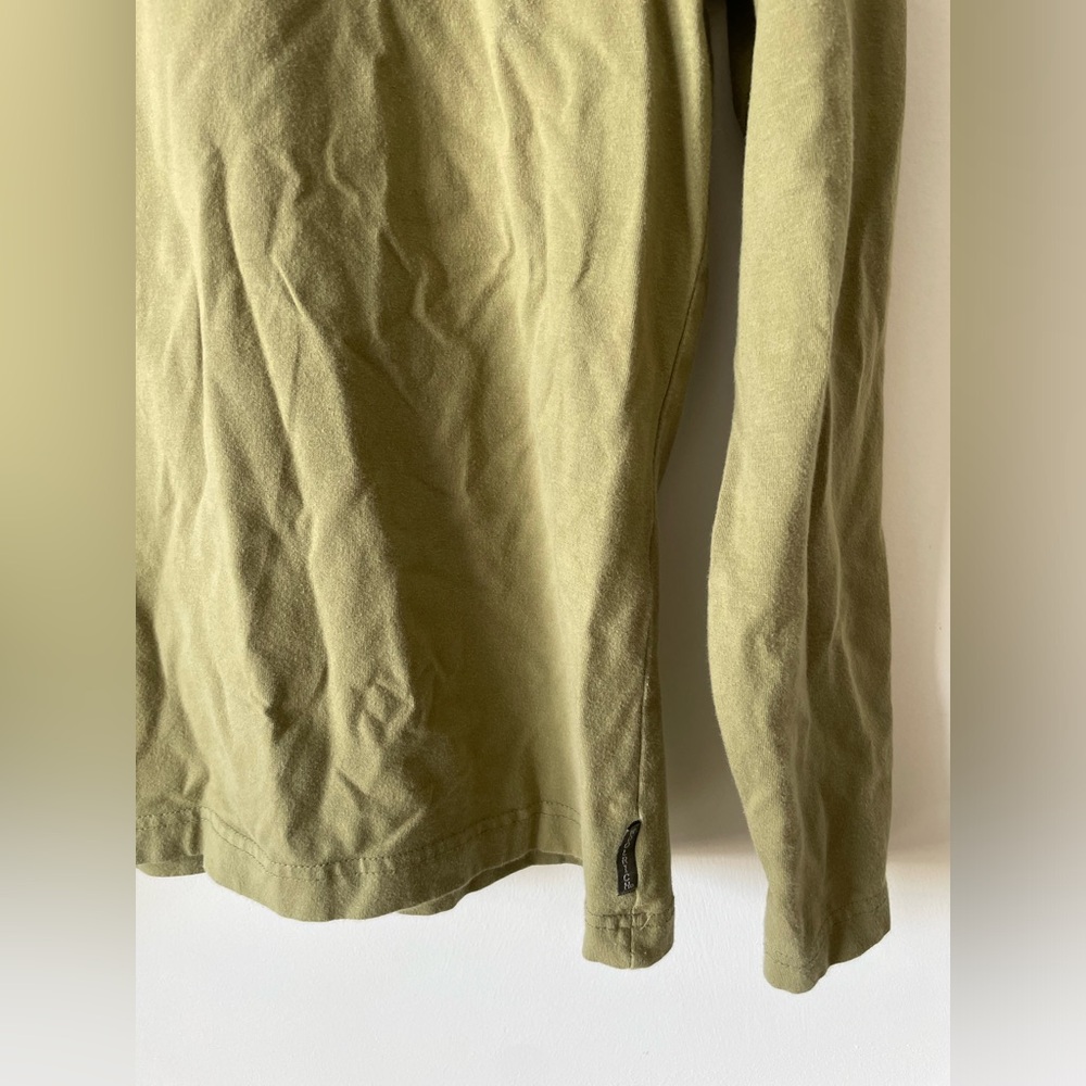 FINAL B4 DONATION Woolrich Green Petite Turtleneck Long-Sleeve Top size M - Picture 2 of 6